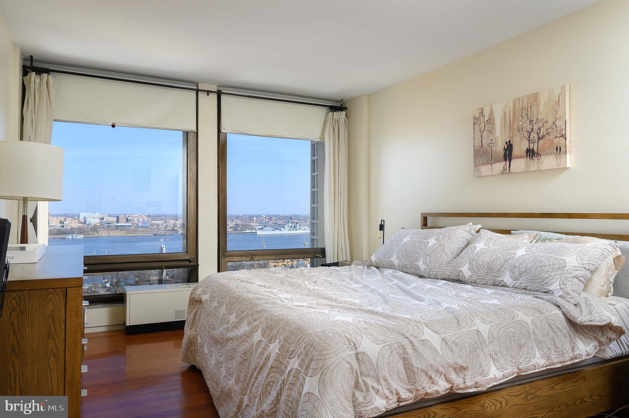 SOCIETY HILL - Residential Lease