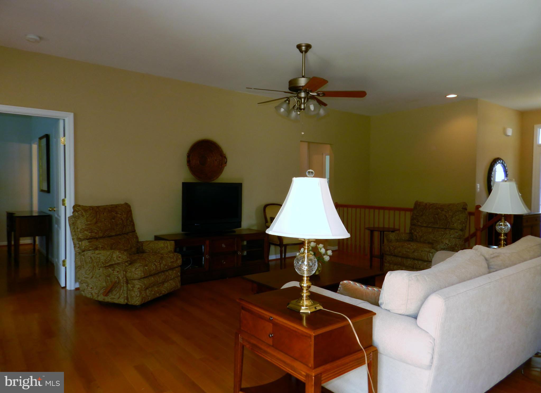 HOMEPLACE ON PELHAMS REACH - Residential