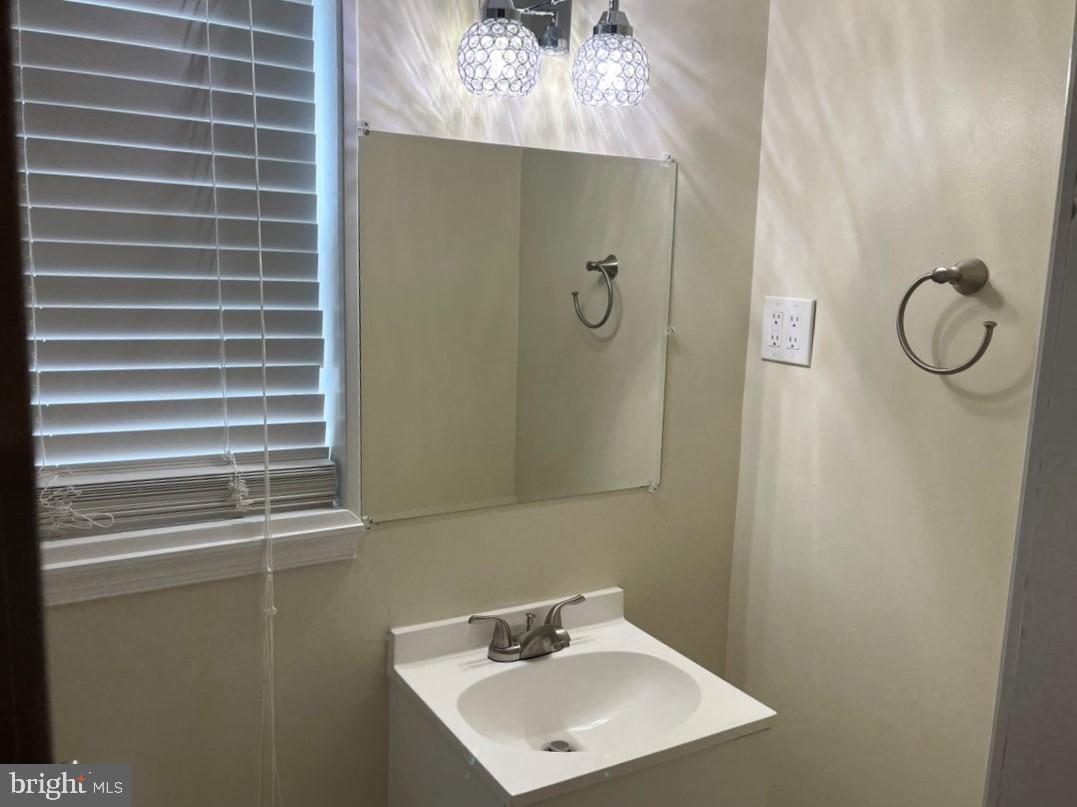 GLEN BURNIE PARK - Residential Lease