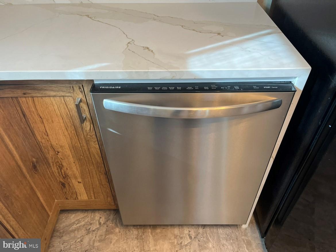 GLEN BURNIE PARK - Residential Lease