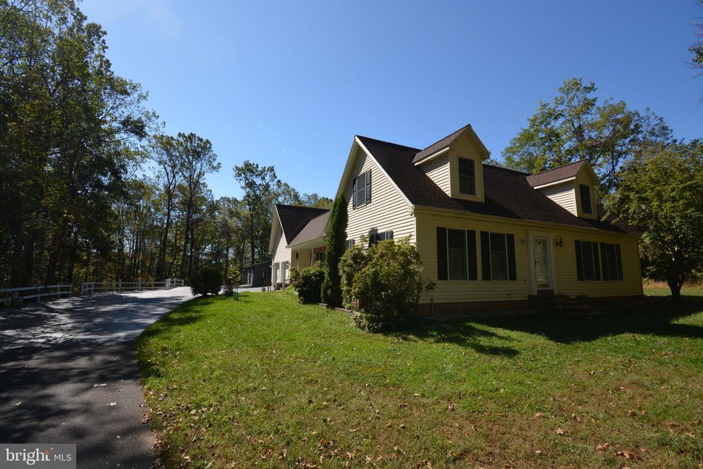 Photo of 155 Coffeetown Road, DILLSBURG, PA 17019 (MLS # PAYK2087998)