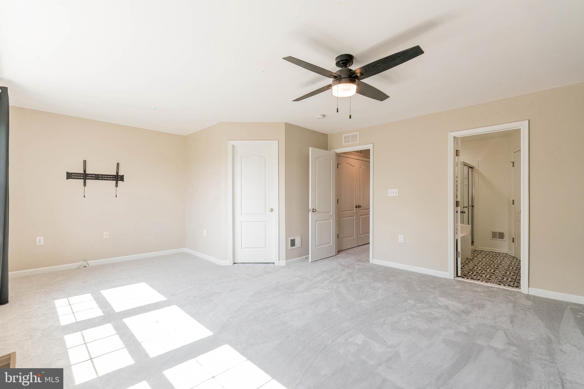 THE GALLERY - Residential