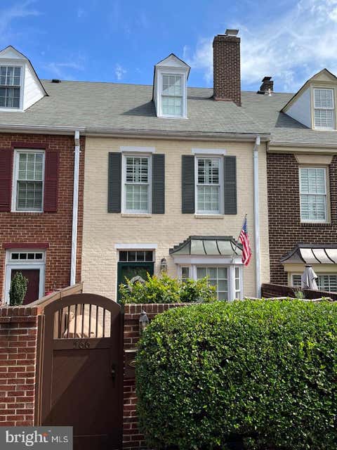 Townhouse For Rent - 566 N Saint Asaph Street<br/> Alexandria City County, ALEXANDRIA, VA 22314