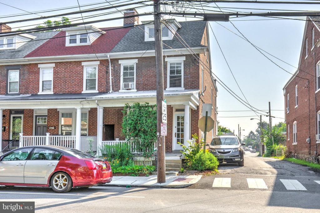 Photo of 821 N Lime Street, LANCASTER, PA 17602 (MLS # PALA2074184)