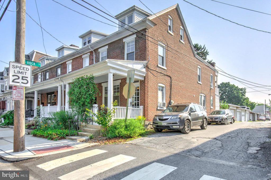 Photo of 821 N Lime Street, LANCASTER, PA 17602 (MLS # PALA2074184)