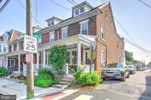 Photo of 821 N Lime Street, LANCASTER, PA 17602 (MLS # PALA2074184)