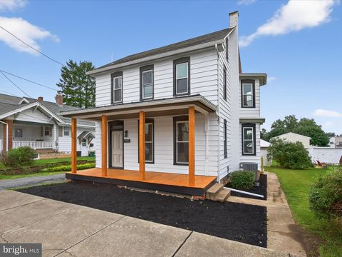 Photo of 117 N Barbara Street, MOUNT JOY, PA 17552 (MLS # PALA2072142)