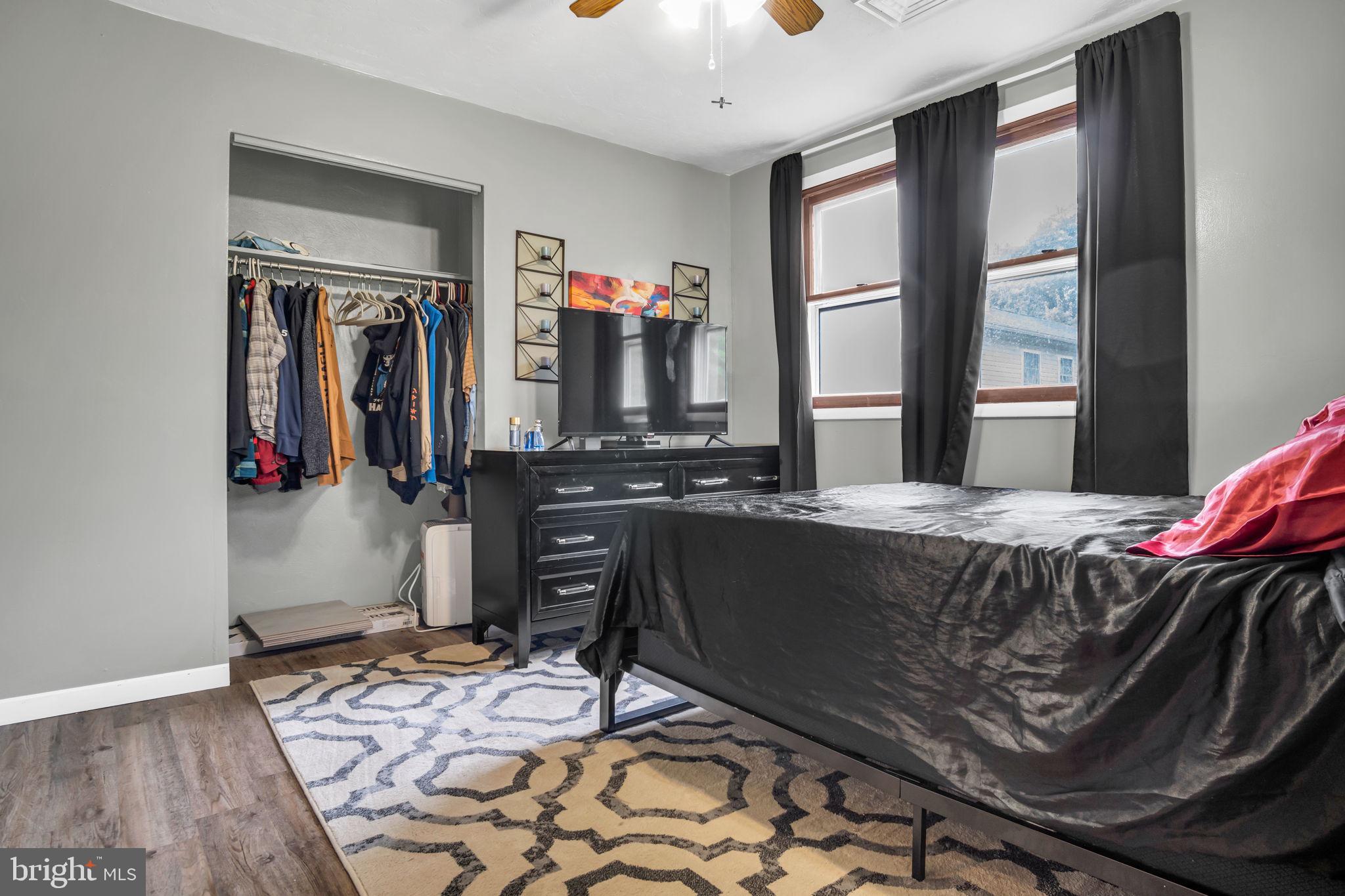 LAKE MEADE - Residential