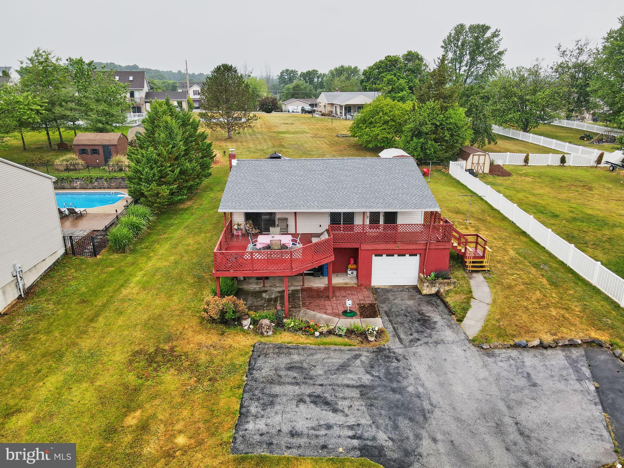LAKE MEADE - Residential