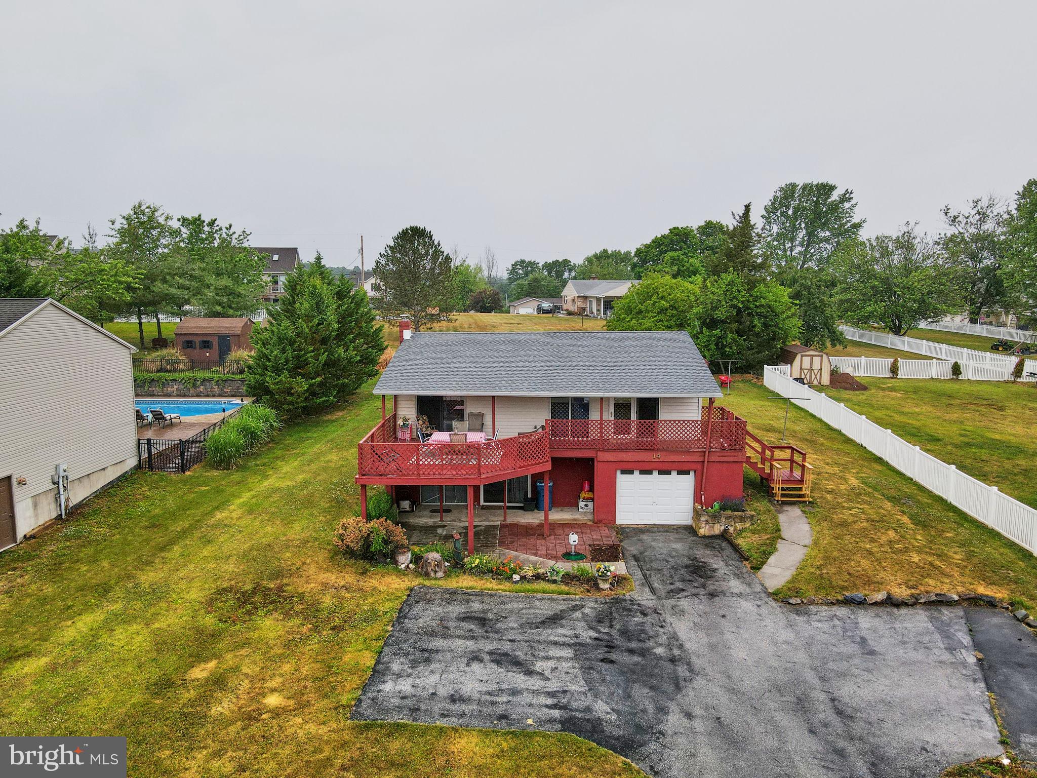 LAKE MEADE - Residential