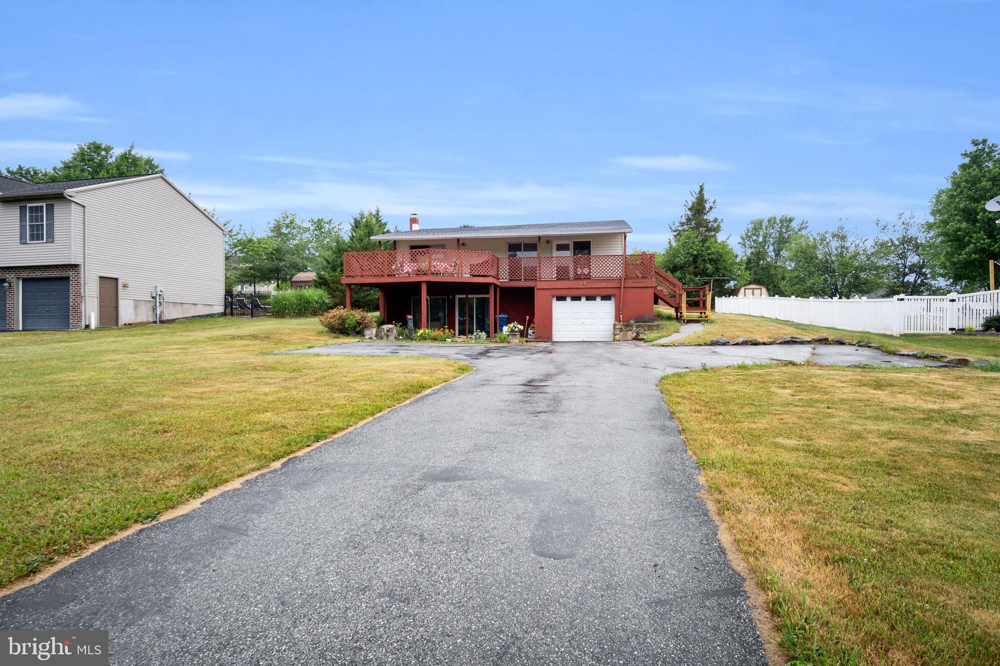 LAKE MEADE - Residential