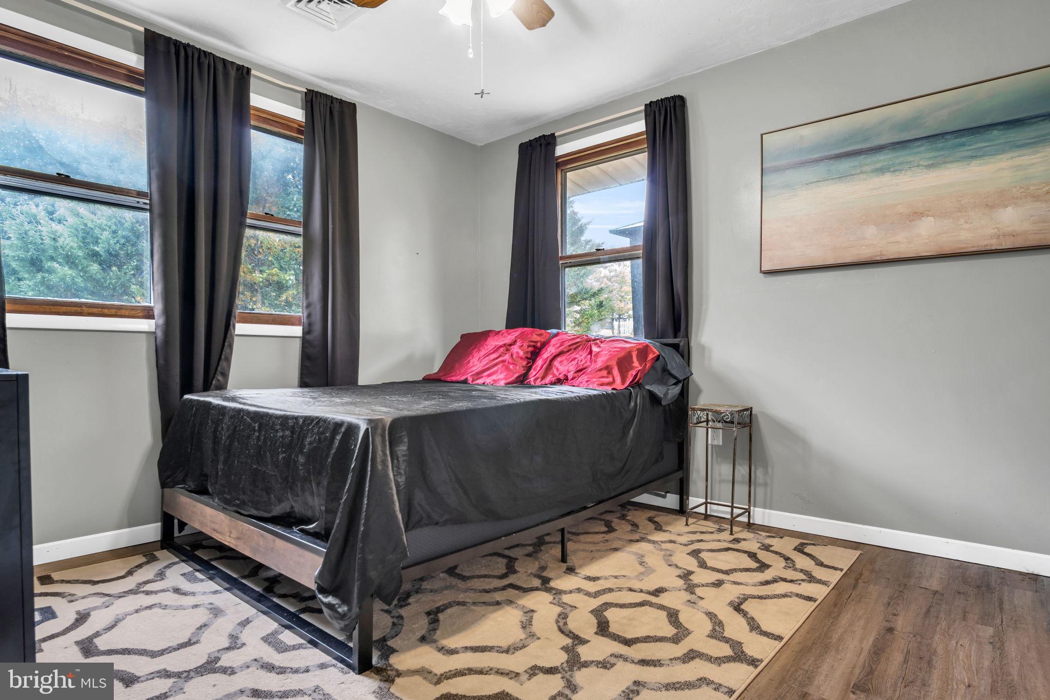 LAKE MEADE - Residential