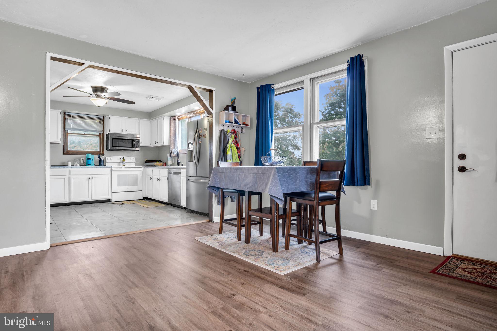 LAKE MEADE - Residential