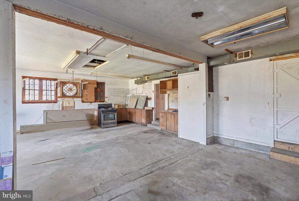 BRADBURY PARK - Residential