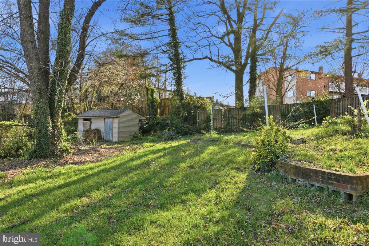 BRADBURY PARK - Residential