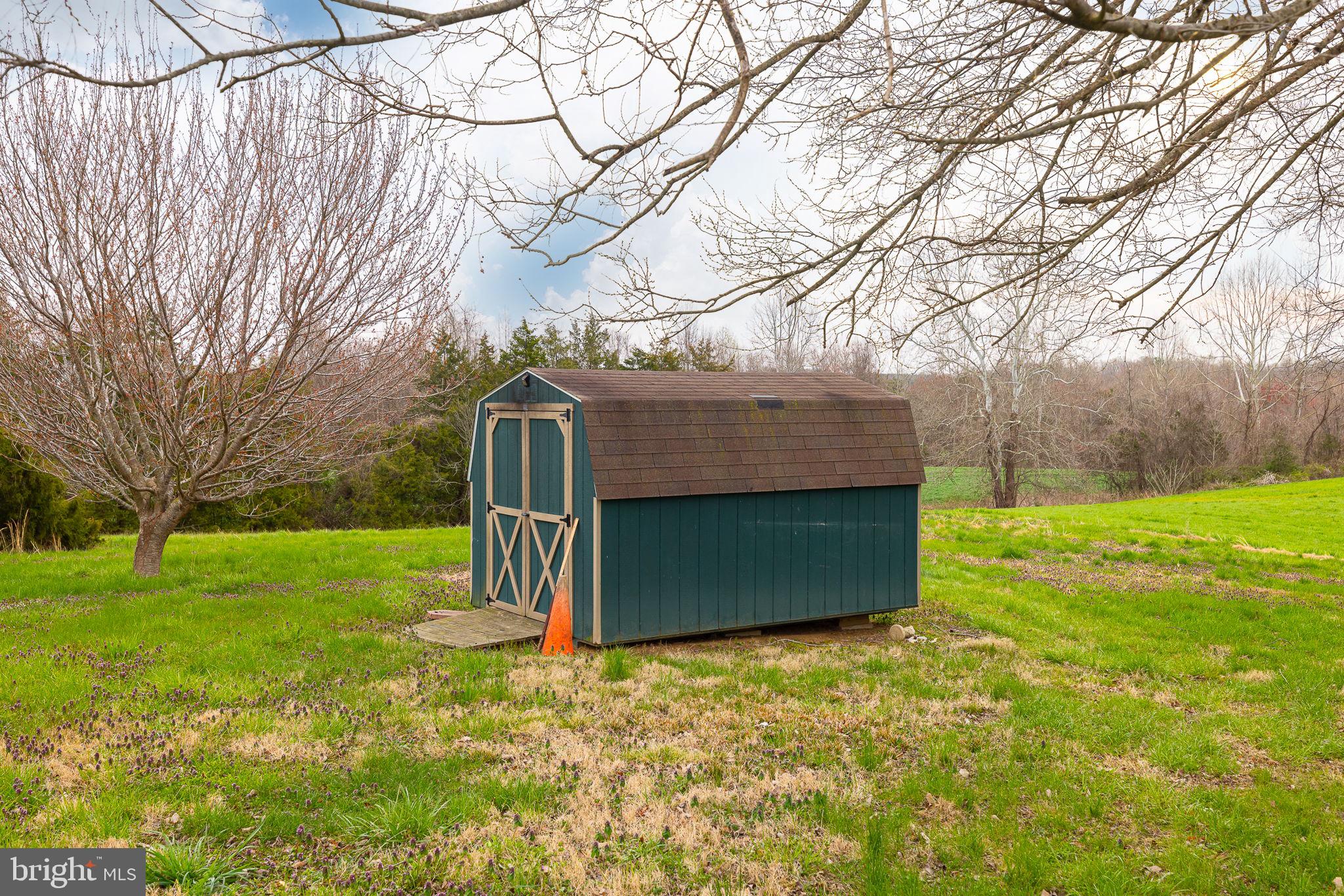 DUCKINGHOLE CREEK - Residential