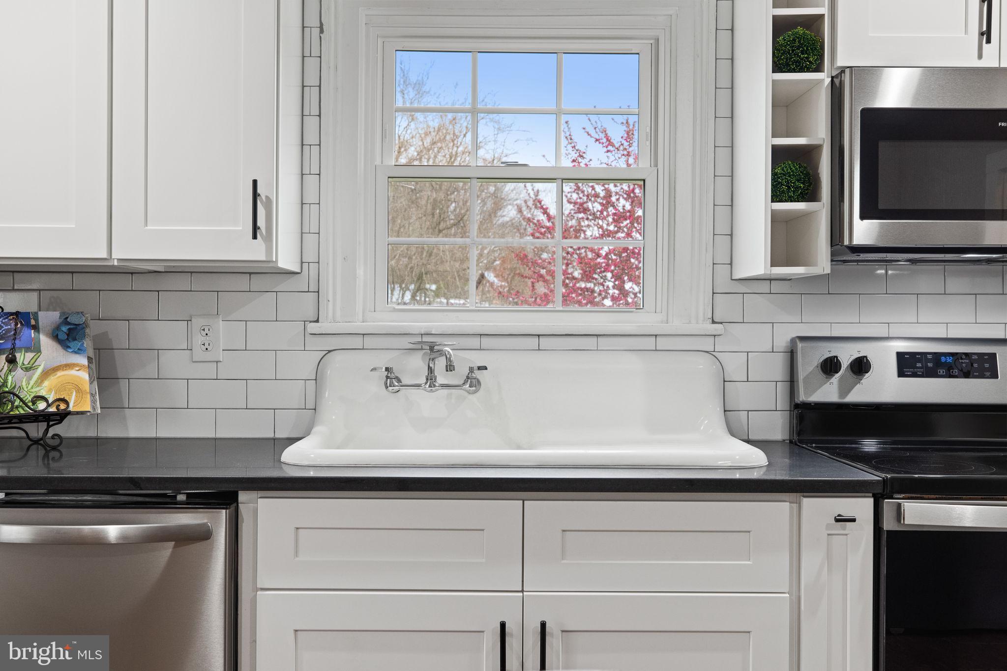 DUCKINGHOLE CREEK - Residential