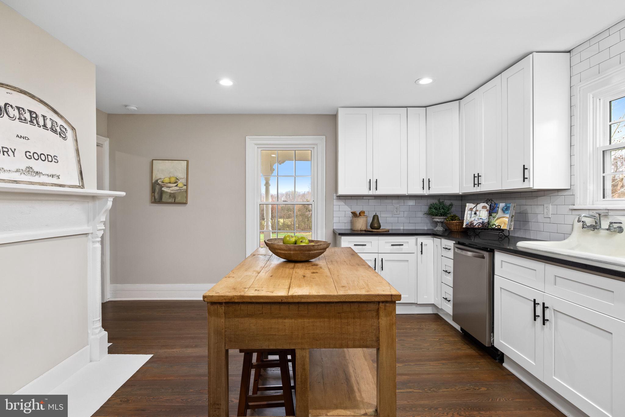 DUCKINGHOLE CREEK - Residential