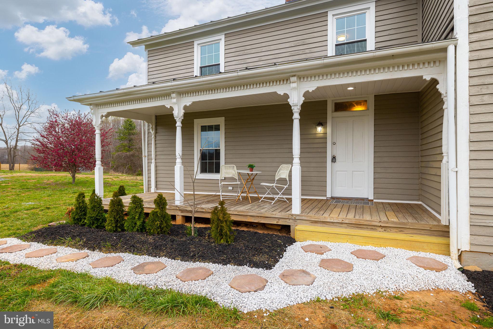 DUCKINGHOLE CREEK - Residential