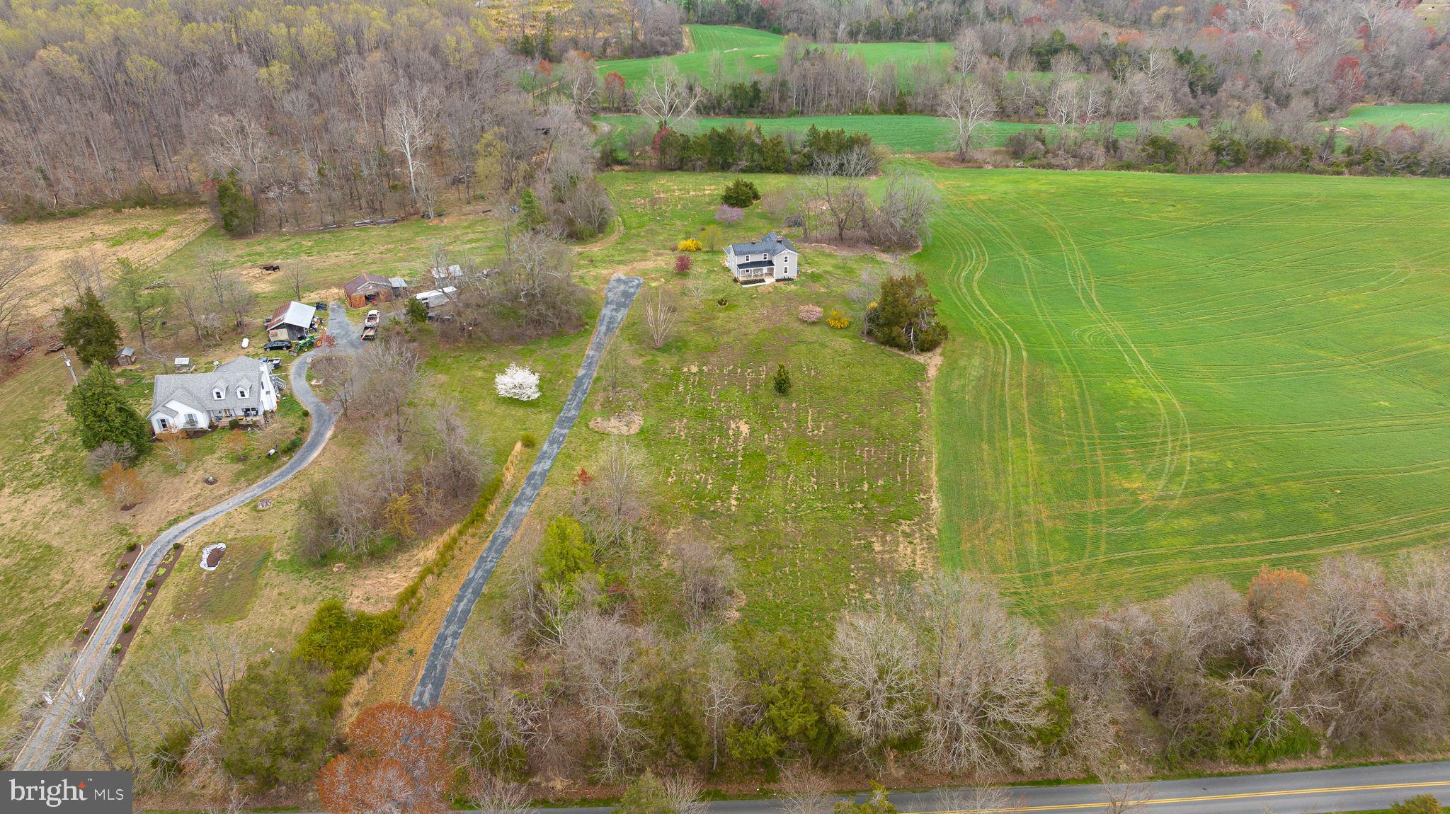 DUCKINGHOLE CREEK - Residential