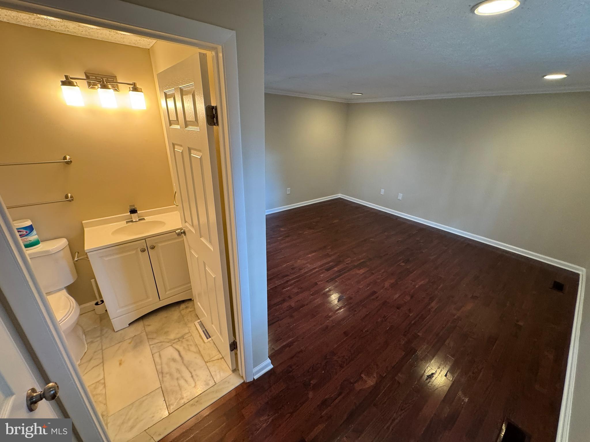 NORTHGATE WOODS - Residential