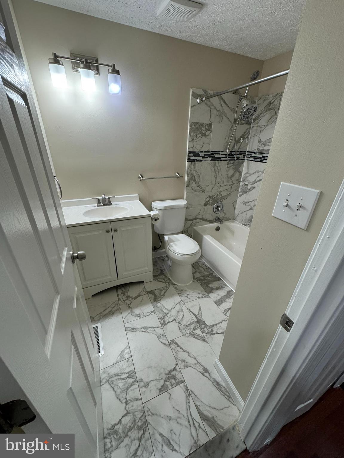 NORTHGATE WOODS - Residential