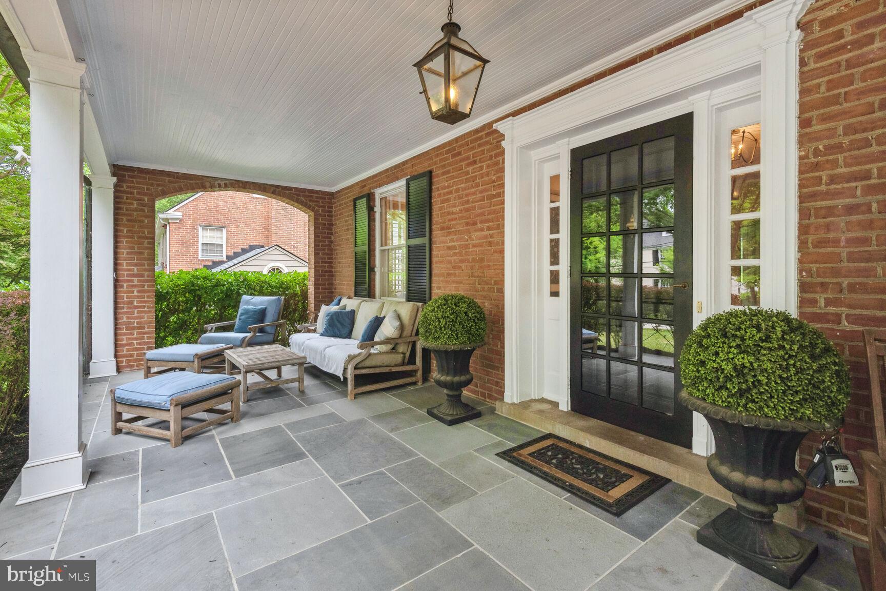 CHEVY CHASE VILLAGE - Residential