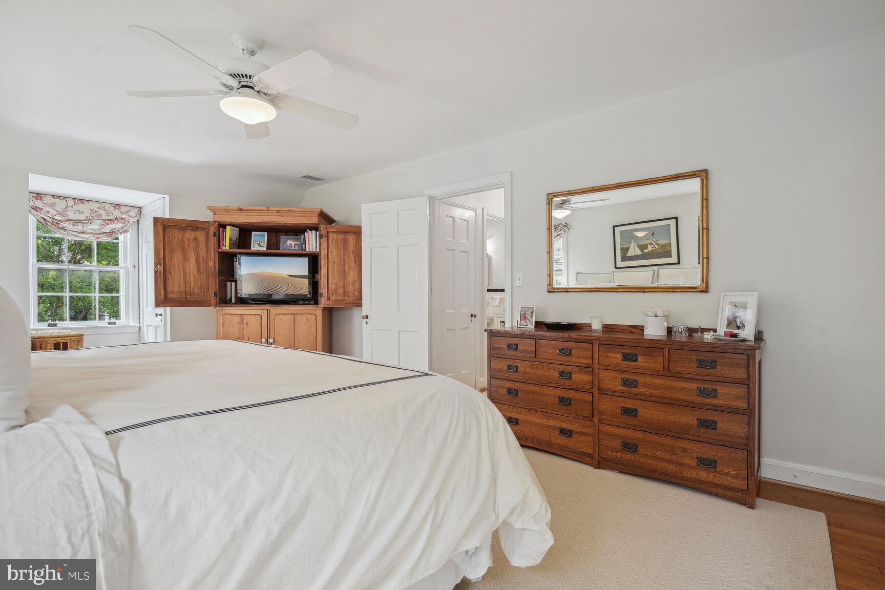 CHEVY CHASE VILLAGE - Residential