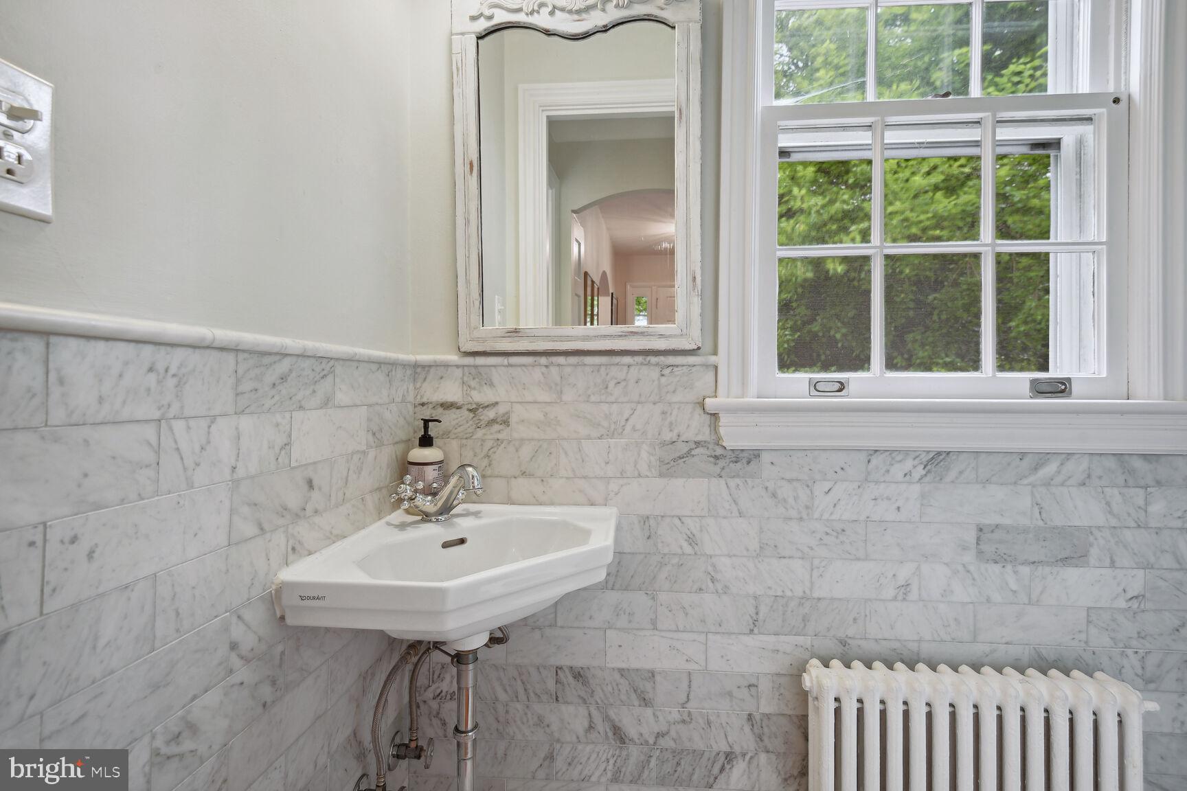 CHEVY CHASE VILLAGE - Residential