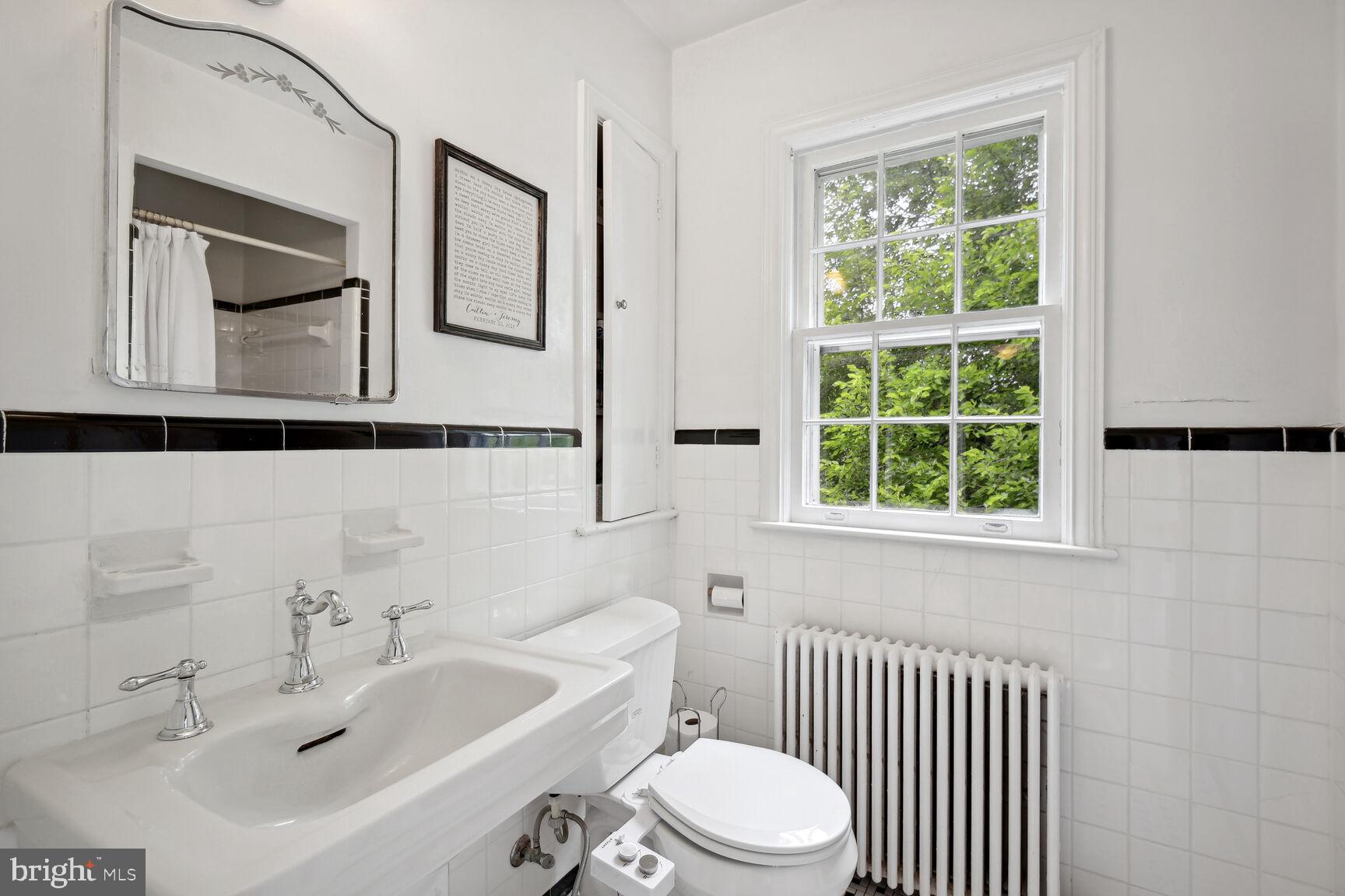 CHEVY CHASE VILLAGE - Residential