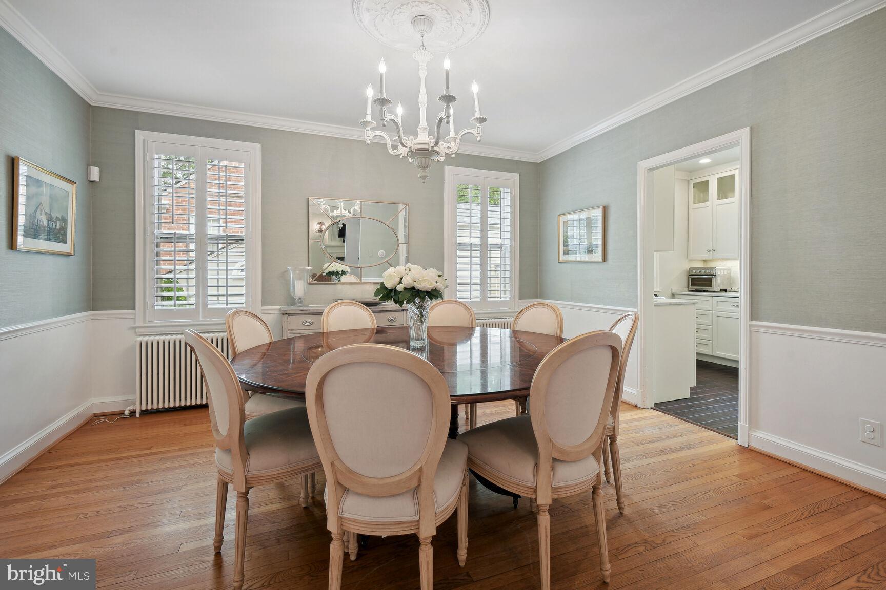 CHEVY CHASE VILLAGE - Residential