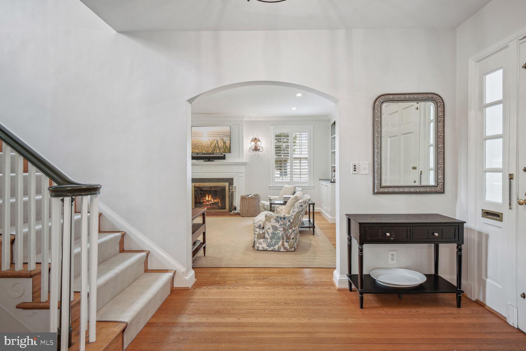 CHEVY CHASE VILLAGE - Residential