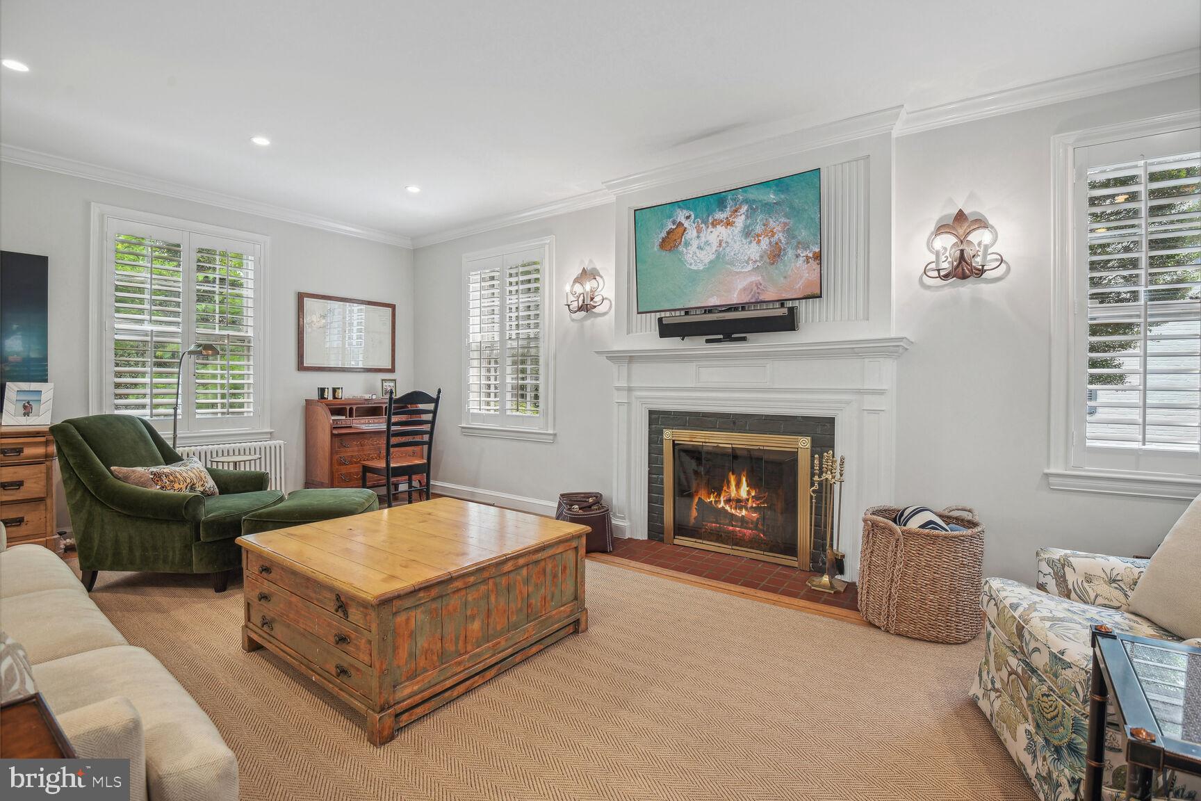 CHEVY CHASE VILLAGE - Residential