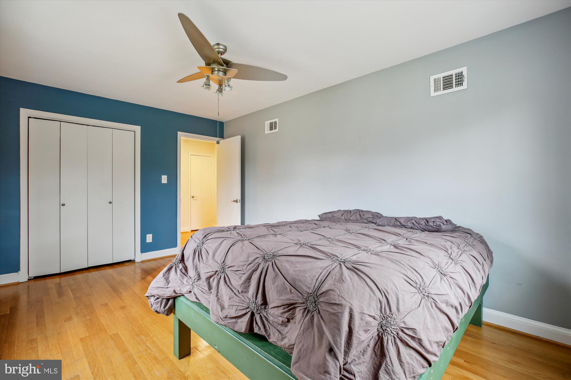 KENWOOD PARK - Residential