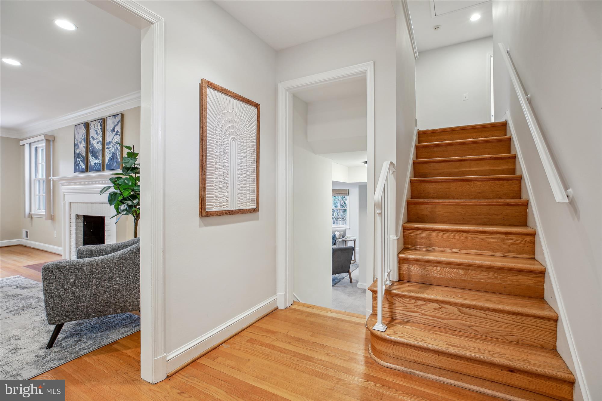 KENWOOD PARK - Residential