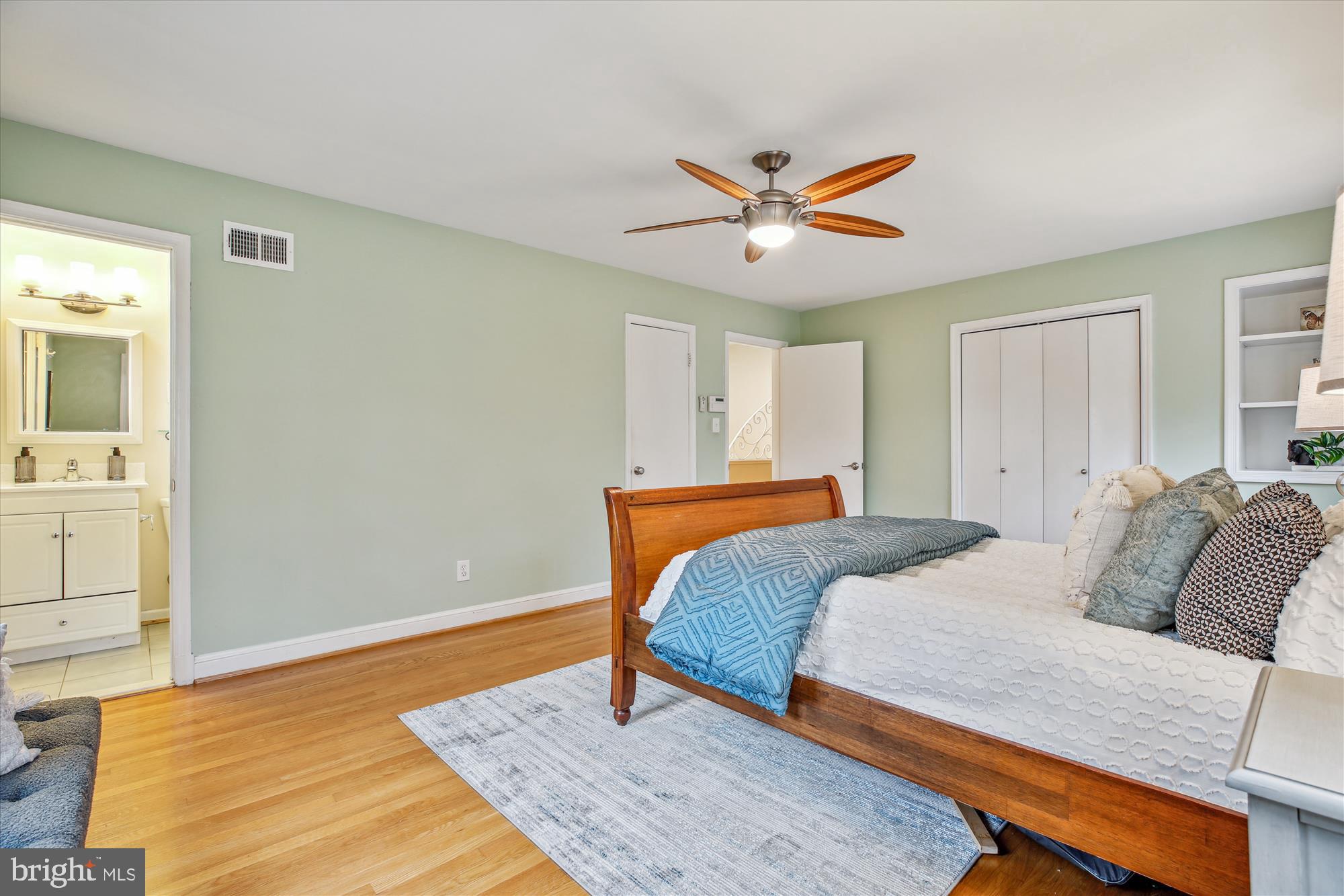 KENWOOD PARK - Residential