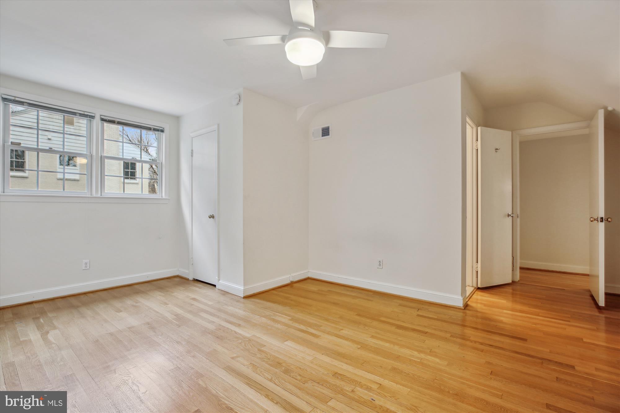 KENWOOD PARK - Residential