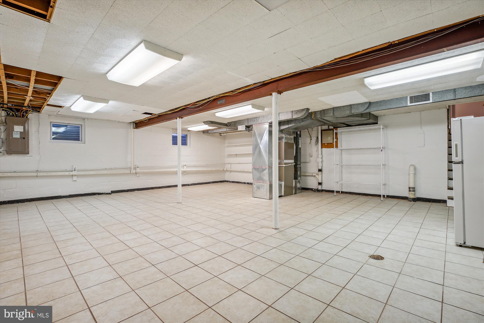 KENWOOD PARK - Residential