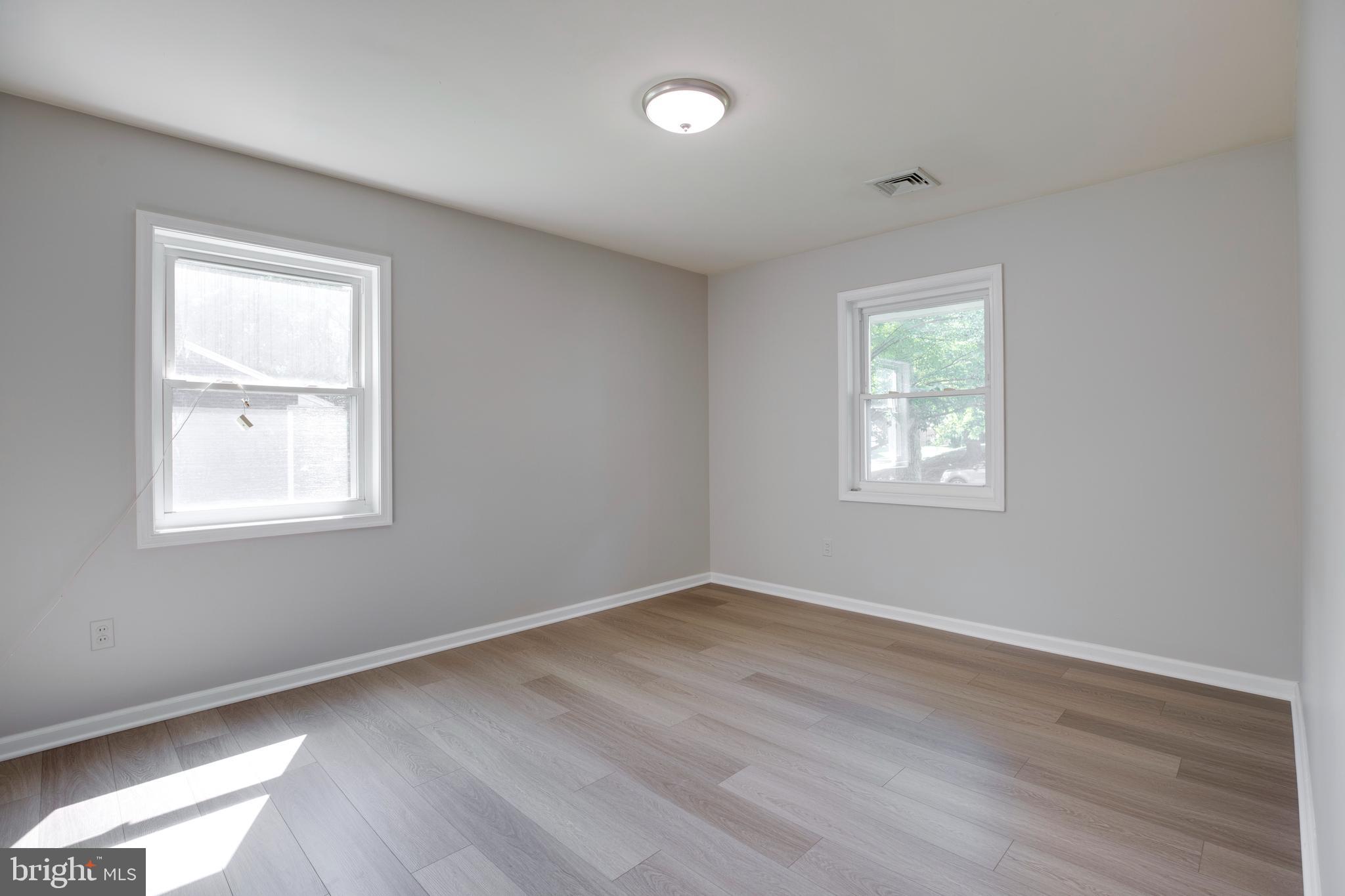 PARKLAWN - Residential