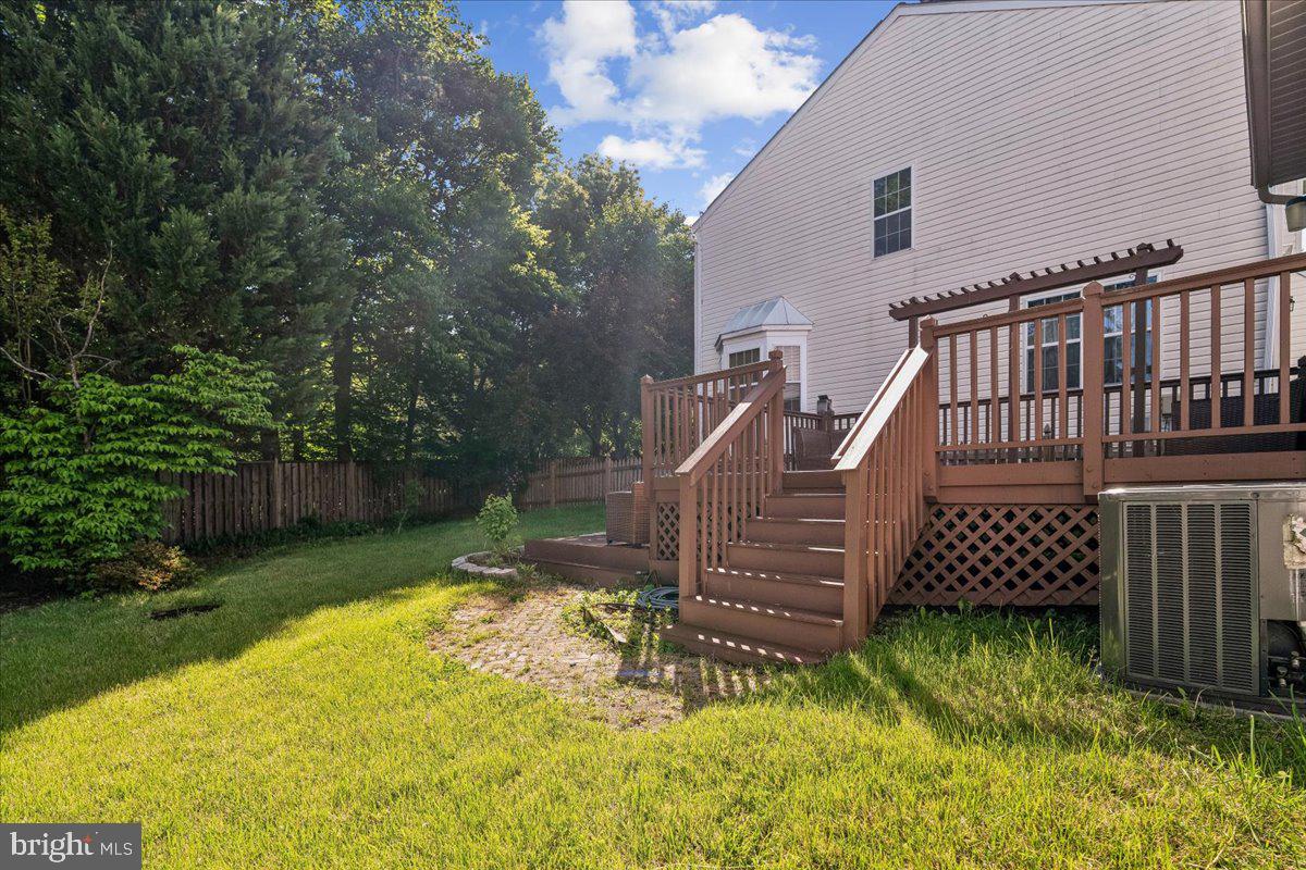 RUSSETT - Residential