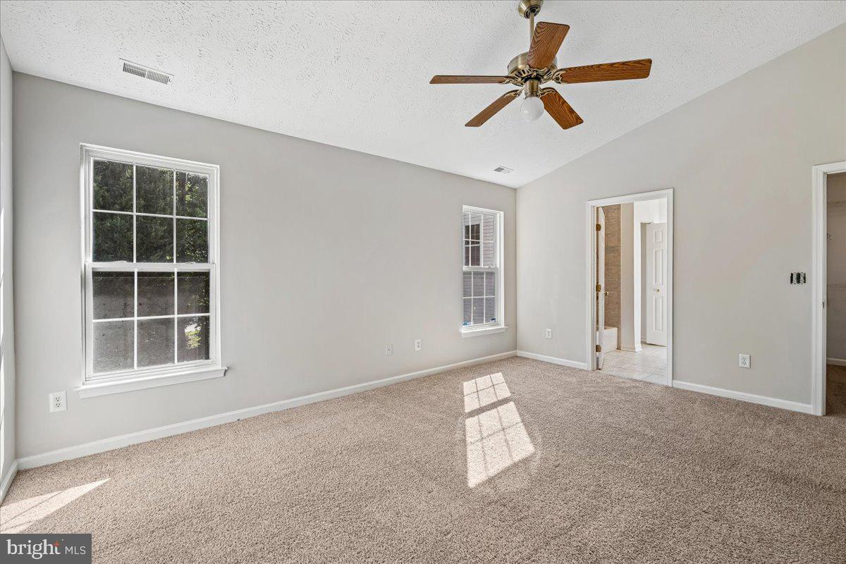 RUSSETT - Residential