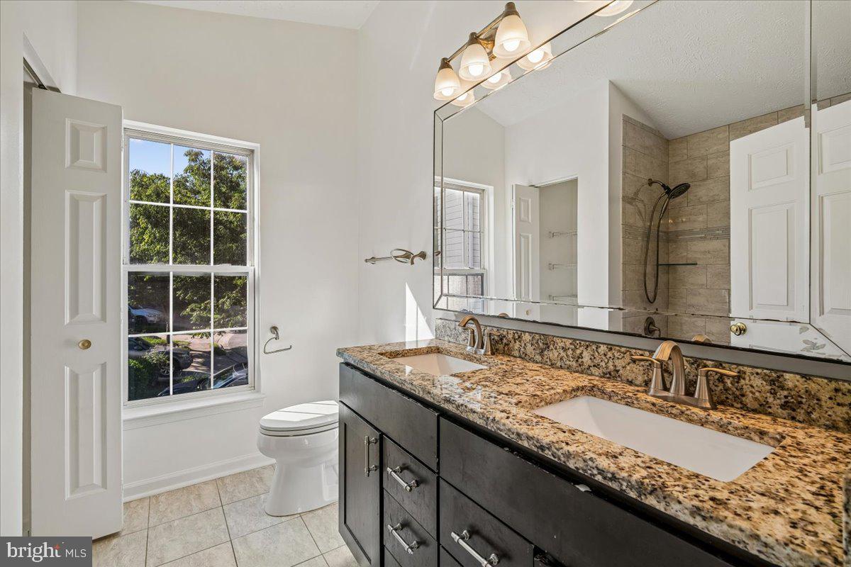 RUSSETT - Residential