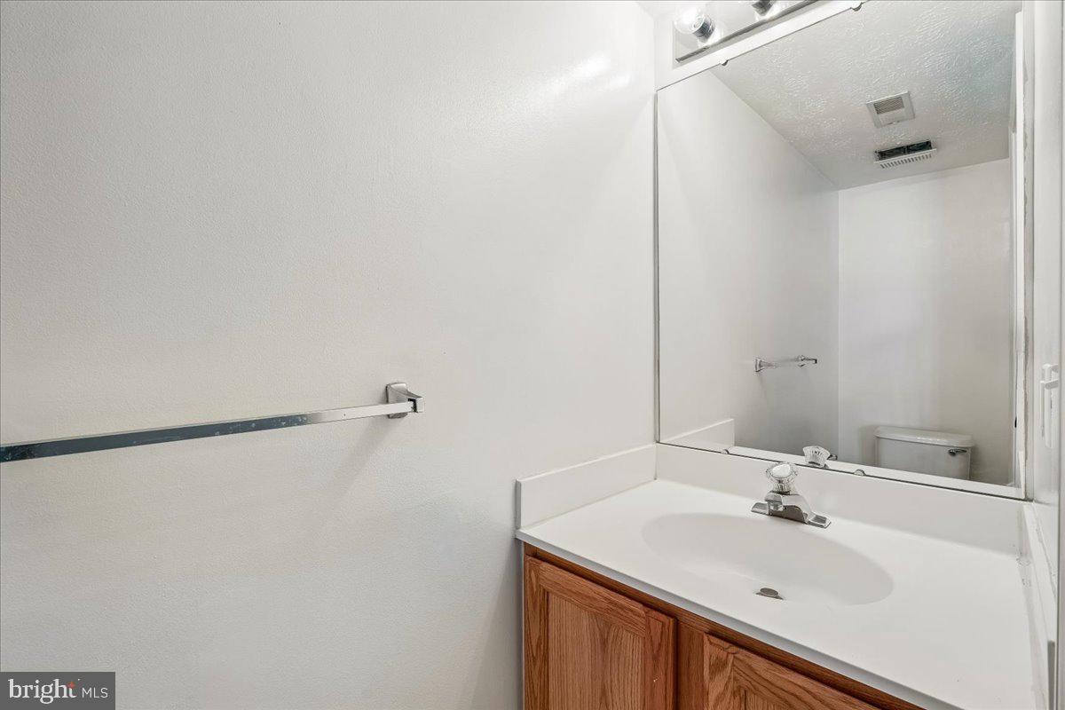 RUSSETT - Residential