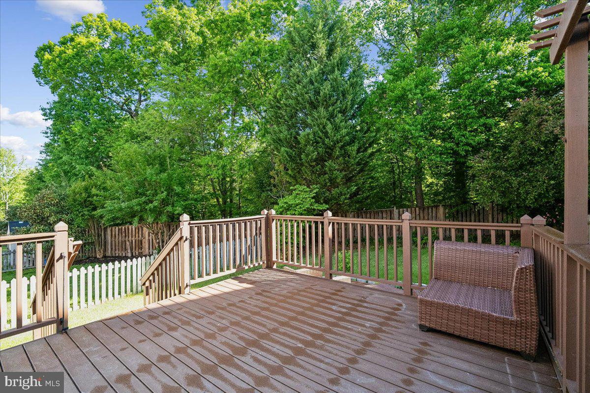 RUSSETT - Residential