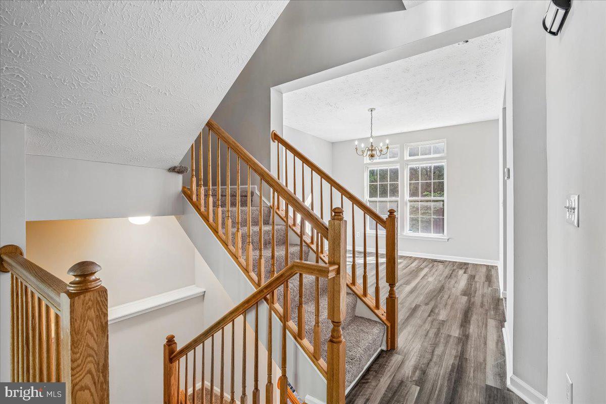 RUSSETT - Residential