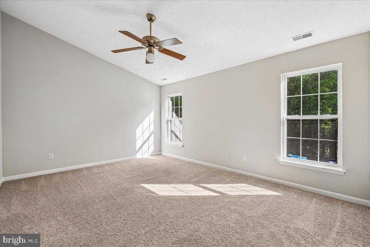 RUSSETT - Residential