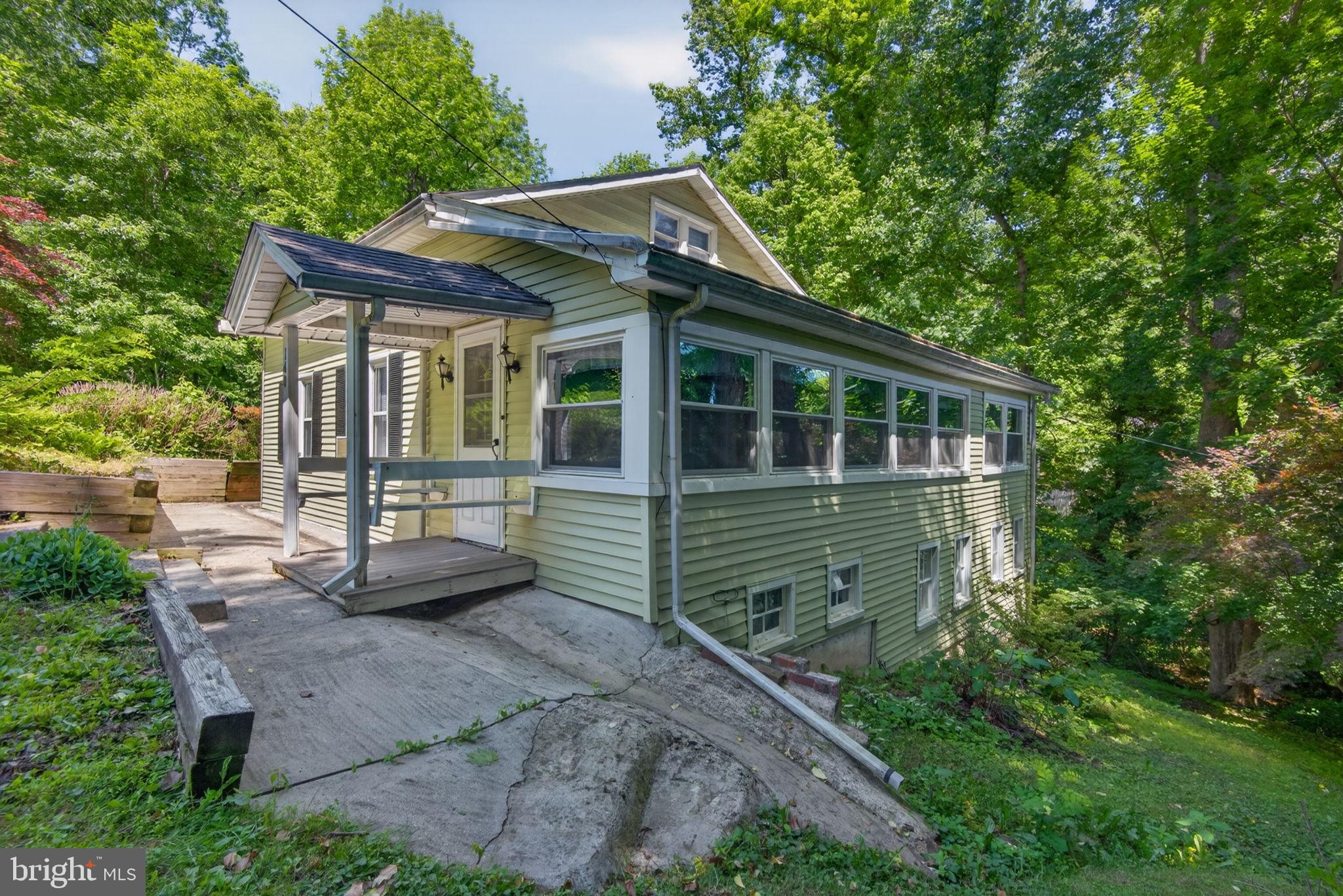 MURPHYS HOLLOW - Residential