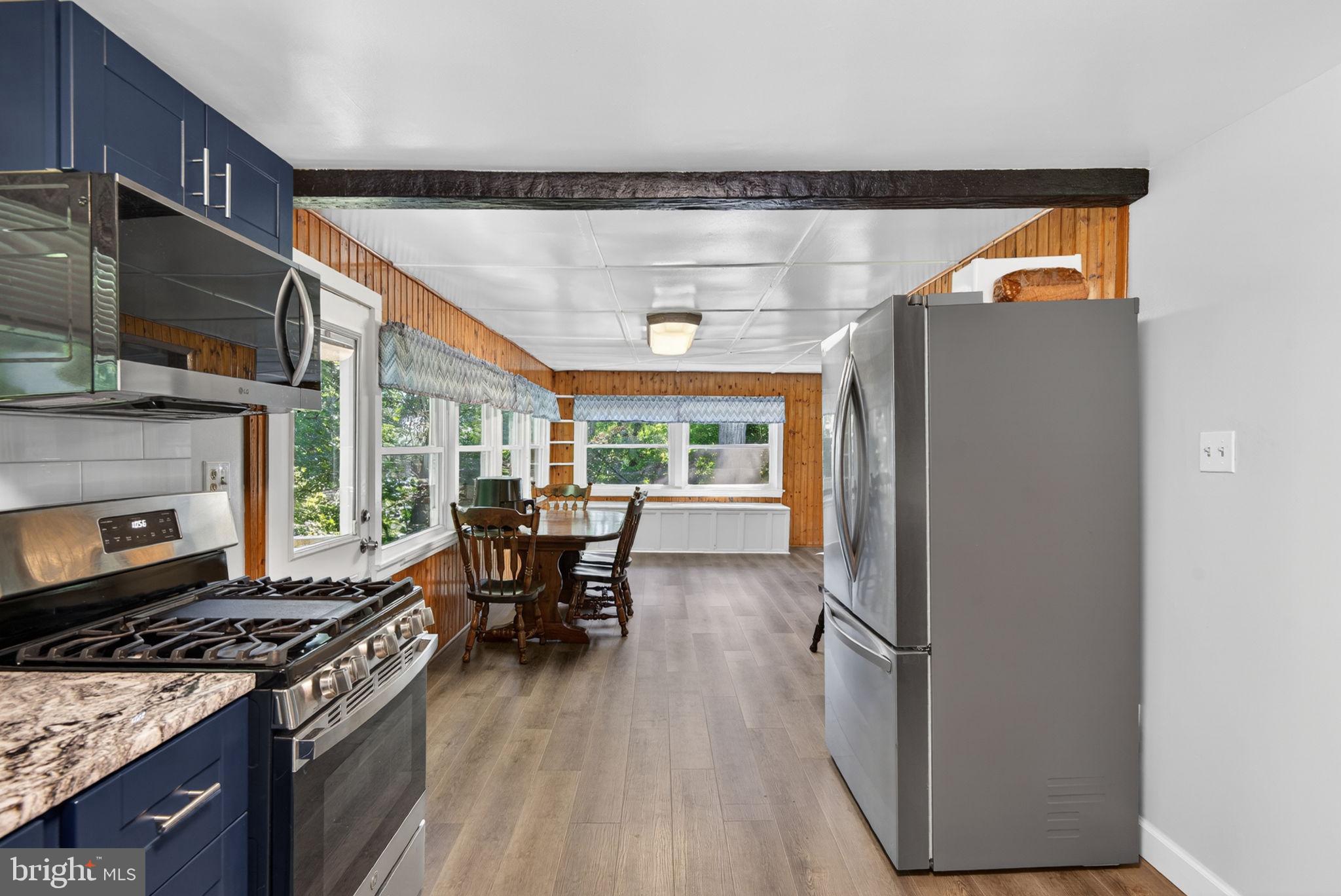 MURPHYS HOLLOW - Residential