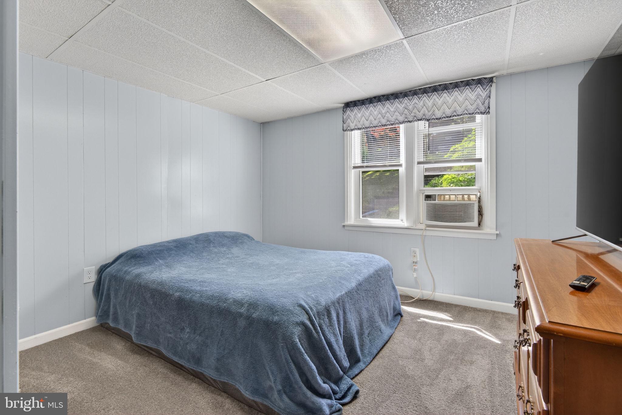MURPHYS HOLLOW - Residential