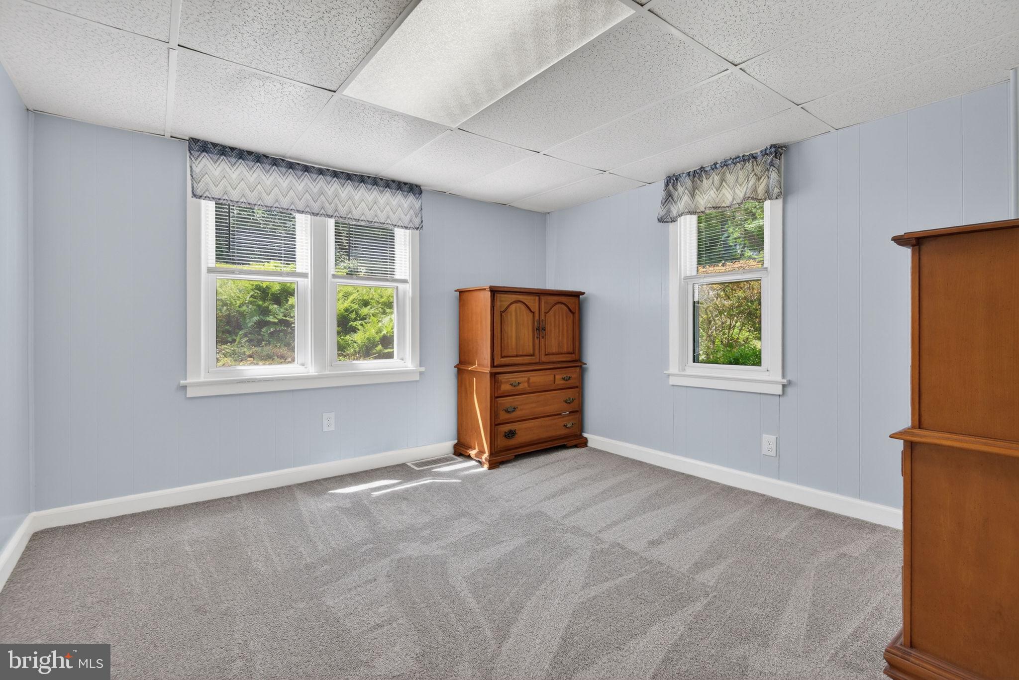 MURPHYS HOLLOW - Residential
